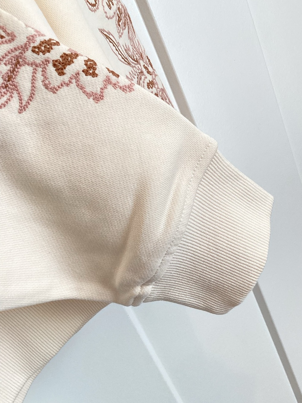 🐎Scotch & Soda Embroidered Sweatshirt MARFA Crew Neck New Small Ivory - Picture 6 of 10